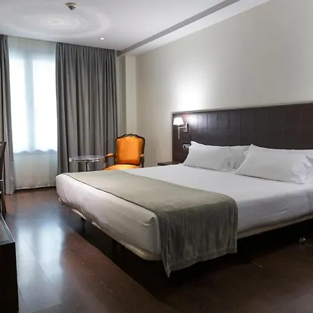 Iberik Santo Domingo Plaza 4* オビエド