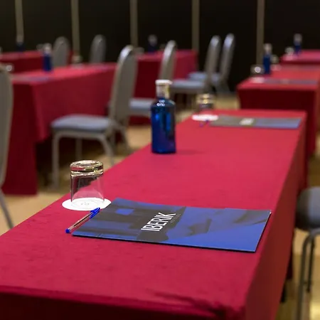 Iberik Santo Domingo Plaza فندق اوفيدو