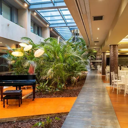 Iberik Santo Domingo Plaza 4* オビエド