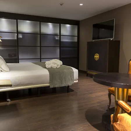 Iberik Santo Domingo Plaza فندق 4*