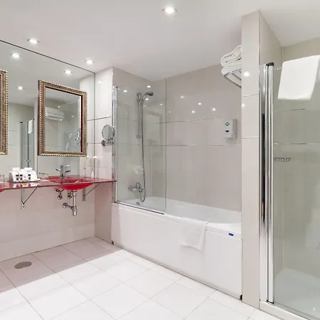 Iberik Santo Domingo Plaza فندق اوفيدو