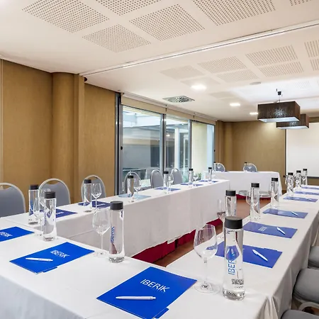 Iberik Santo Domingo Plaza فندق اوفيدو