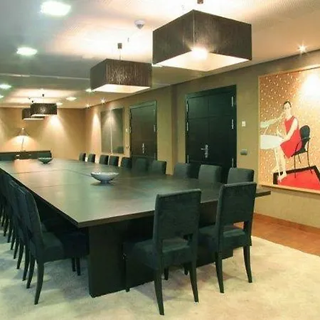 Iberik Santo Domingo Plaza اوفيدو