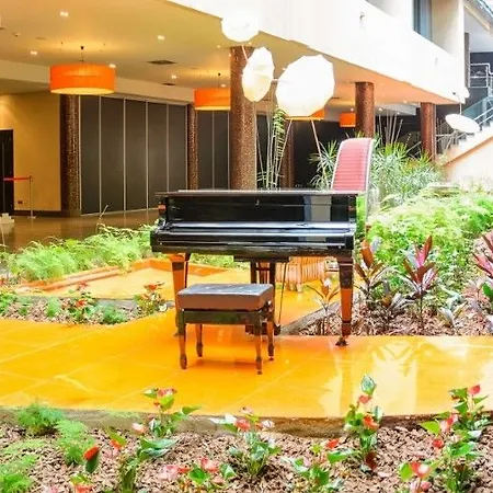 Iberik Santo Domingo Plaza ホテル 4*